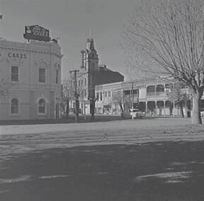 Negative - Black Swan Hotel Bendigo - School of Mines Bendigo, Allan Doney, 1950 -1970