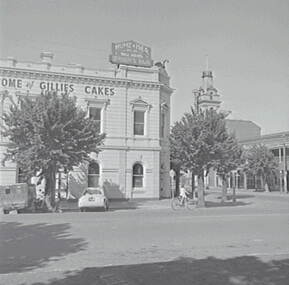 Negative - Black Swan Hotel Bendigo - Gillies, Allan Doney, 1950 -1970