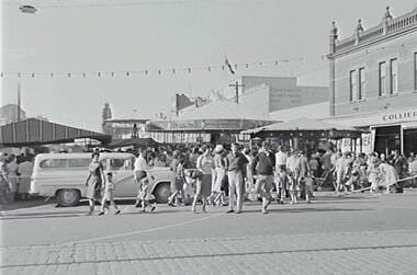 Negative - Bendigo Easter Fair 1962 - Crowds, Allan Doney, 1950 -1970