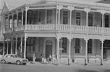 Negative - ANZ Bank Bendigo - Tram, Allan Doney, 1950 -1970