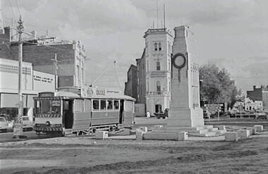 Negative - Cenotaph Bendigo and City Family - Tram, Allan Doney, 1950 -1970