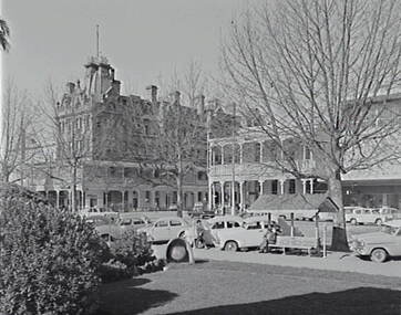 Negative - Shamrock Hotel Bendigo and Bank of Australasia Bendigo, Allan Doney, 1950 -1970