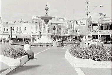 Negative - Alexandra Fountain Bendigo - Charing Cross, Allan Doney, 1950 -1970