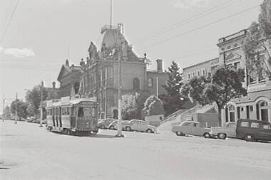 Negative - View Street Bendigo - Art Gallery - ANA Hall, Allan Doney, 1950 -1970