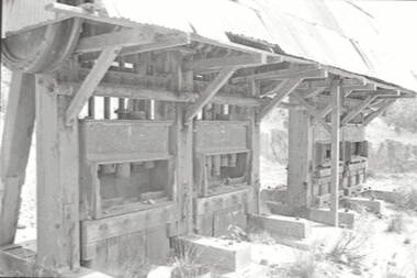 Negative - Mining - Crushing Battery, Allan Doney, 1950 -1970