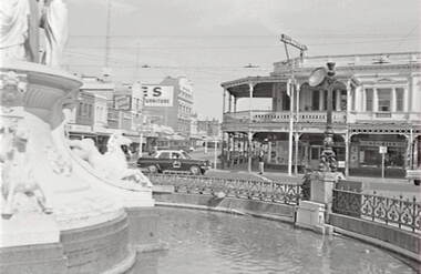 Negative - Alexandra Fountain Bendigo - Charing Cross, Allan Doney, 1950 -1970