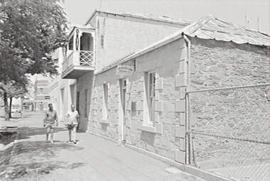 Negative - Specimen Cottage Bendigo, Allan Doney, 1950 -1970