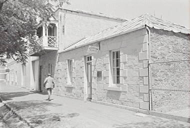 Negative - Specimen Cottage Bendigo, Allan Doney, 1950 -1970