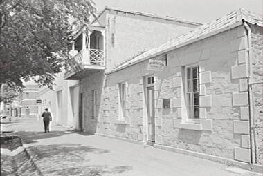 Negative - Specimen Cottage Bendigo, Allan Doney, 1950 -1970