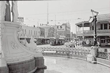 Negative - Alexandra Fountain Bendigo - Mitchell Street, Allan Doney, 1950 -1970