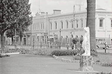 Negative - Conservatory Gardens Bendigo - Bull Street Bendigo - Buildings, Allan Doney, 1950 -1970