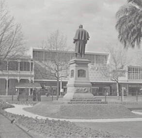 Negative - Lansell Statue - Bendigo, Allan Doney, 1950 -1970