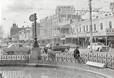 Negative - Alexandra Fountain - Pall Mall Bendigo, Allan Doney, 1950 -1970