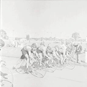Negative - Bendigo Thousand 1956 - Cycling, Allan Doney, 1950 -1970