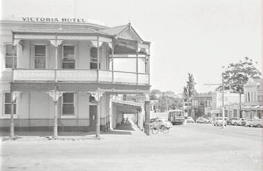 Negative - Victoria Hotel - Eaglehawk, Allan Doney, 1950 -1970