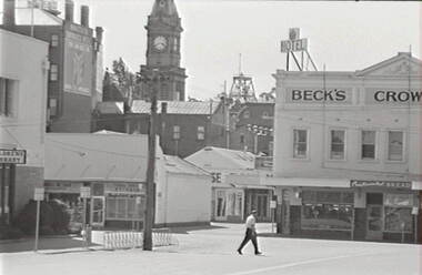 Negative - Crown Hotel - Bendigo, Allan Doney, 1950 -1970