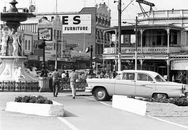 Negative - Alexandra Fountain Bendigo - Mitchell Street - City Club Hotel, Allan Doney, 1950 -1970