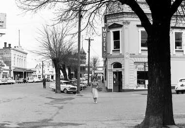 Negative - High Street Bendigo - Campbell and Connelly, Allan Doney, 1950 -1970