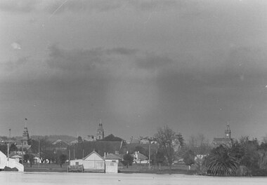 Negative - Lake Weeroona Bendigo - Boat Shed - City Centre, Allan Doney, 1950 -1970