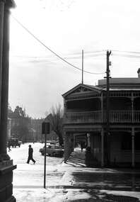 Negative - Town Hall - Metropolitan Hotel Bendigo - Law Courts Bendigo, Allan Doney, 1950 -1970