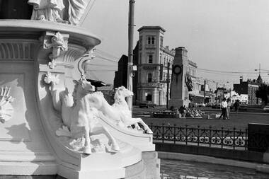 Negative - Alexandra Fountain Bendigo - Cenotaph, Allan Doney, 1950 -1970
