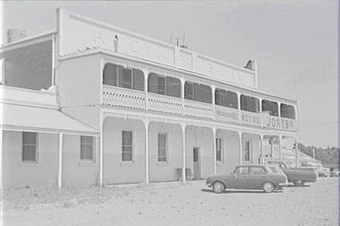 Negative - Hotel - Vale of Avoca, Allan Doney, 1950 -1970