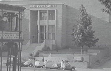 Negative - View Street Bendigo Art Gallery, Allan Doney, 1950 -1970