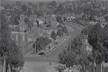 Negative - Short Street Bendigo, Allan Doney, 1950 -1970