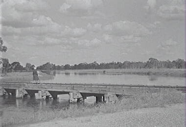 Negative - Goulburn Weir, Allan Doney, 1950 -1970