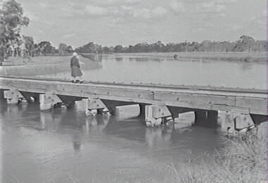 Negative - Goulburn Weir, Allan Doney, 1950 -1970