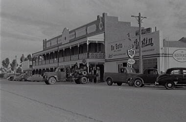 Negative - Charlton, Wycheproof, Sea Lake, Ouyen - Street, Allan Doney, 1950 -1970