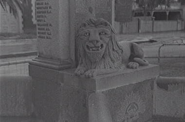 Negative - Charlton, Wycheproof, Sea Lake, Ouyen - Lion Memorial, Allan Doney, 1950 -1970