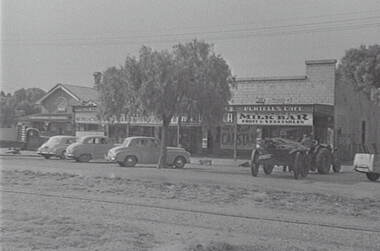 Negative - Charlton, Wycheproof, Sea Lake, Ouyen - Street, Allan Doney, 1950 -1970