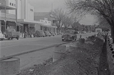Negative - Charlton, Wycheproof, Sea Lake, Ouyen - Street, Allan Doney, 1950 -1970