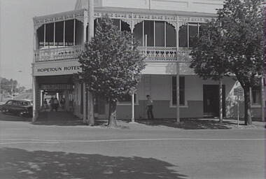 Negative - Iron Lacework - Hopetoun Hotel Bendigo, Allan Doney, 1950 -1970