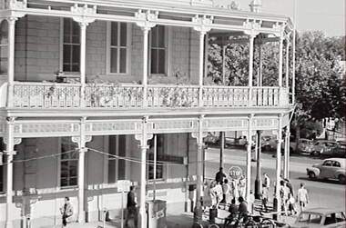 Negative - Iron Lacework - Bank of Australasia Bendigo, Allan Doney, 1950 -1970