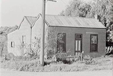 Negative - Happy Valley Bendigo - House, Allan Doney, 1950 -1970