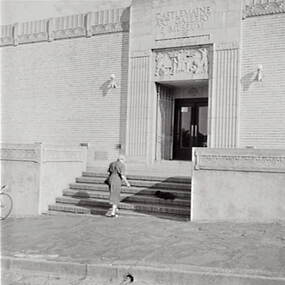 Negative - Castlemaine - 1955 - Art Gallery - Mrs Doney, Allan Doney, 1950 -1970