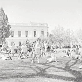 Negative - Sandhurst Hotel Bendigo - Children - Sport, Allan Doney, 1950 -1970