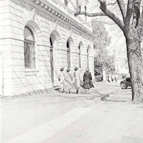 Negative - Commercial Bank - View Street Bendigo, Allan Doney, 1950 -1970