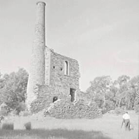 Negative - Fryerstown - Building - Ruins, Allan Doney, 1950 -1970