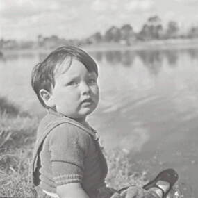 Negative - Camera Club Outing - Lake Weeroona Bendigo - Boy, Allan Doney, 1950 -1970