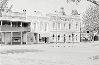 Negative - Howard Place - Bendigo Businesses - Black Swan Hotel Bendigo, Allan Doney, 1950 -1970