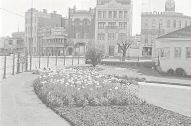 Negative - Queen Victoria Gardens - Baby Health Centre - View Point Bendigo, Allan Doney, 1950 -1970