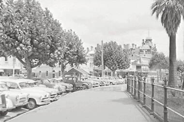 Negative - Pall Mall Bendigo - Shamrock Hotel Bendigo, Allan Doney, 1950 -1970