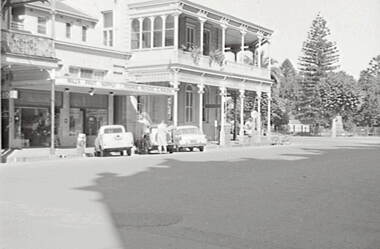 Negative - Williamson Street Bendigo- Mills - ANZ, Allan Doney, 1950 -1970