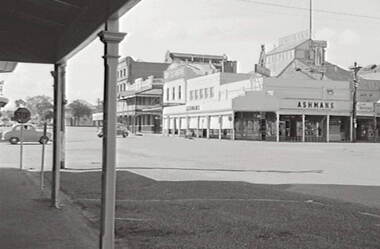 Negative - Williamson Street Bendigo- Ashman's, Allan Doney, 1950 -1970