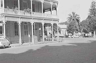 Negative - Williamson Street Bendigo- ANZ, Allan Doney, 1950 -1970