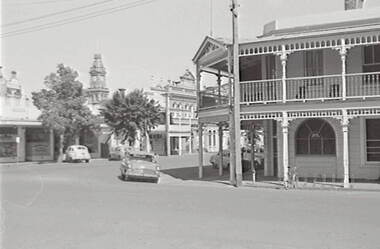 Negative - Metropolitan Hotel - Bull Street Bendigo, Allan Doney, 1950 -1970