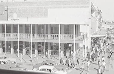 Negative - Iron Lacework - ANZ - Bendigo - Pall Mall Bendigo, Allan Doney, 1950 -1970